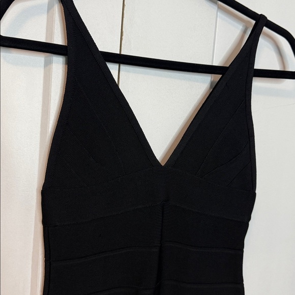Herve Leger | Black Ribbed Contour Bodycon V Neck Dress - Small - Picture 2 of 7